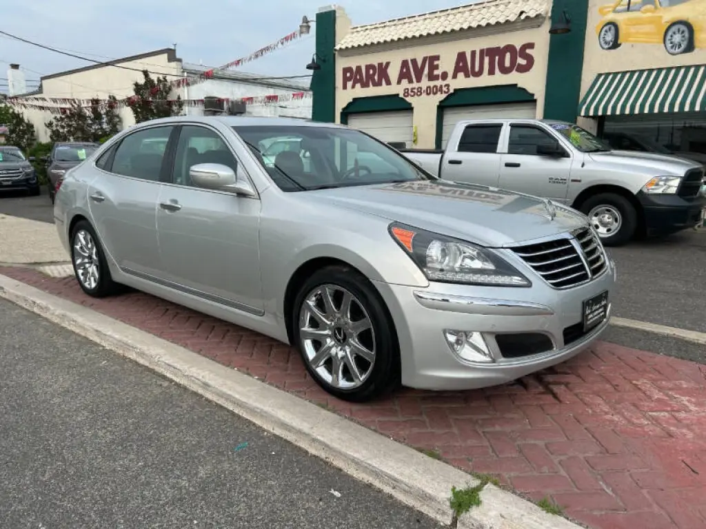 2012 Hyundai Equus Signature