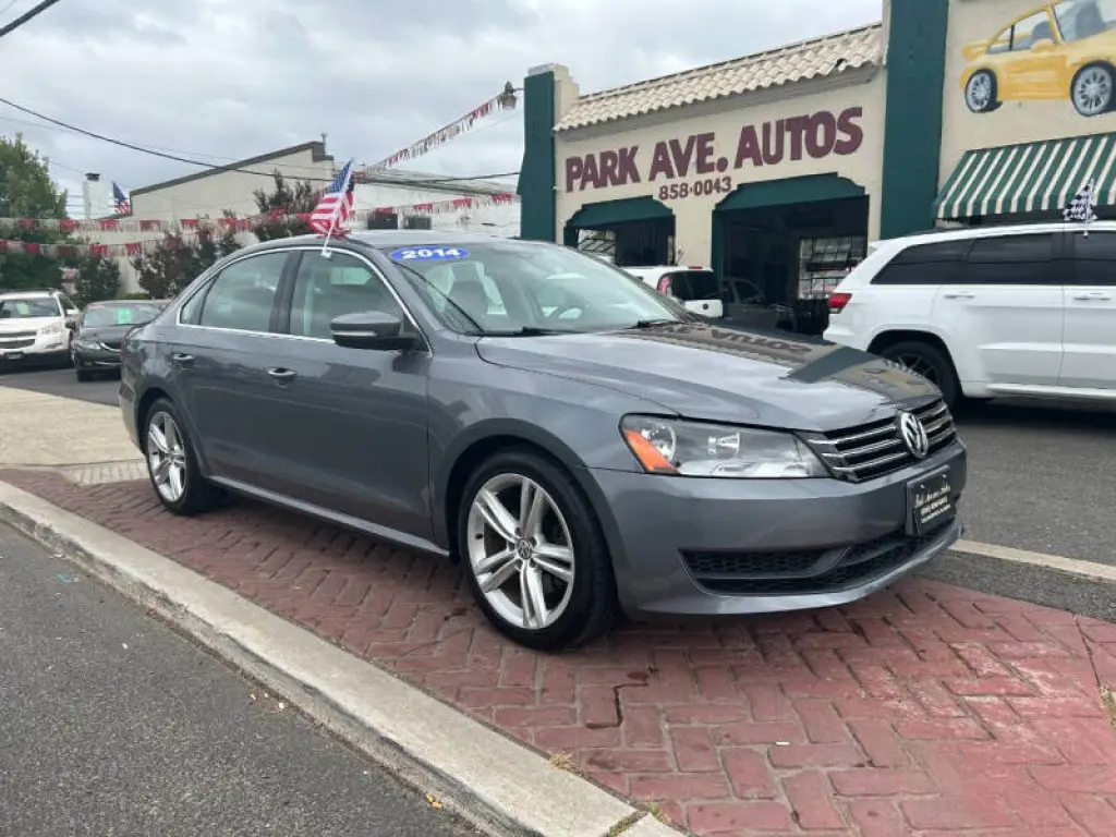 2014 Volkswagen Passat 2.0L TDI SE