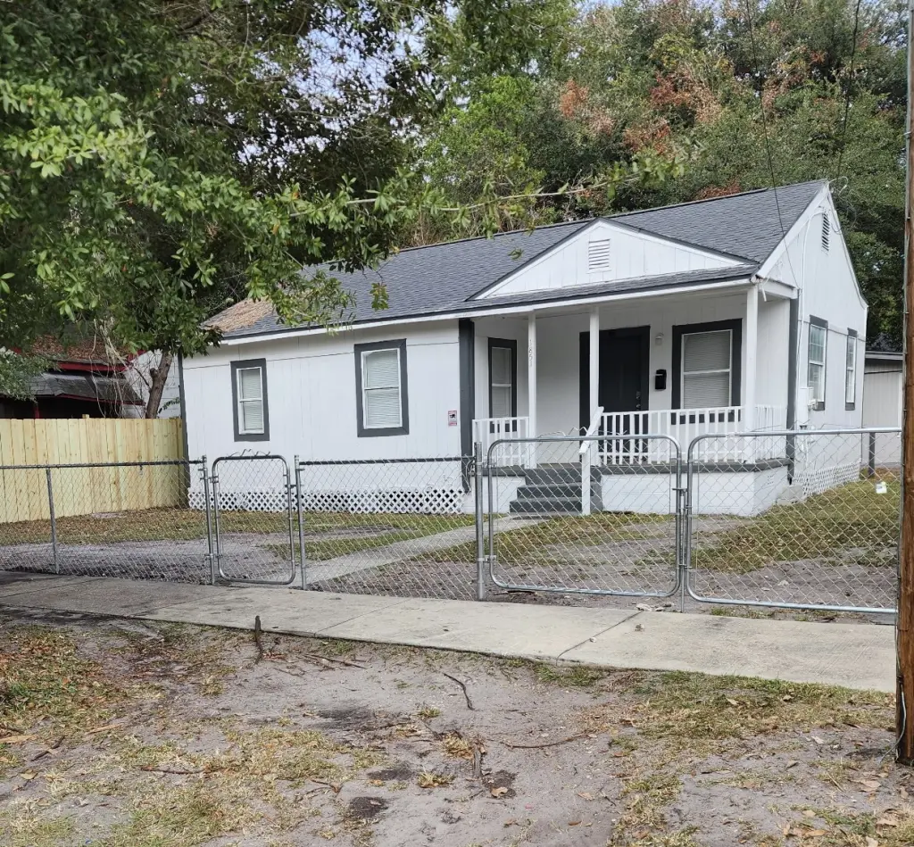 Propiedad en alquiler con 1 dormitorio y 1.5 baños en JACKSONVILLE