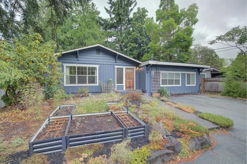 Propiedad en alquiler con 4 habitaciones y 1.5 baños en Seattle