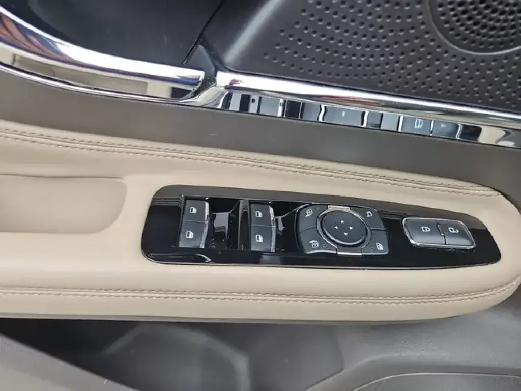 Lincoln Corsair 2024 Premiere 4dr SUV