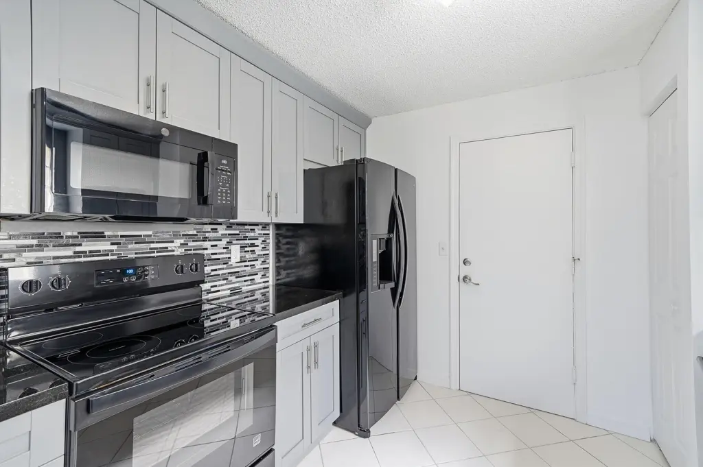 Propiedad en alquiler con 3 habitaciones y 2.5 baños en Coral Springs