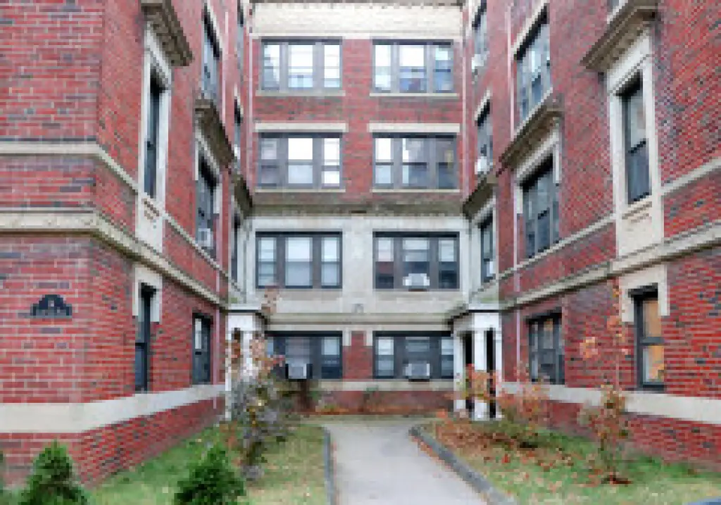 Propiedad en alquiler con 1 dormitorio y 1 baño en Jamaica Plain