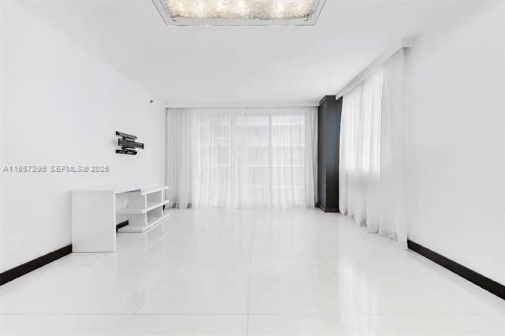 Propiedad en alquiler con 2 habitaciones y 2 baños en Miami