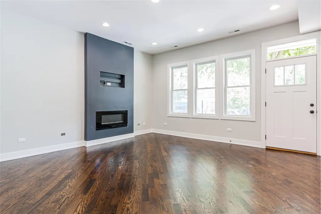 Propiedad en alquiler con 3 habitaciones y 2 baños en Chicago