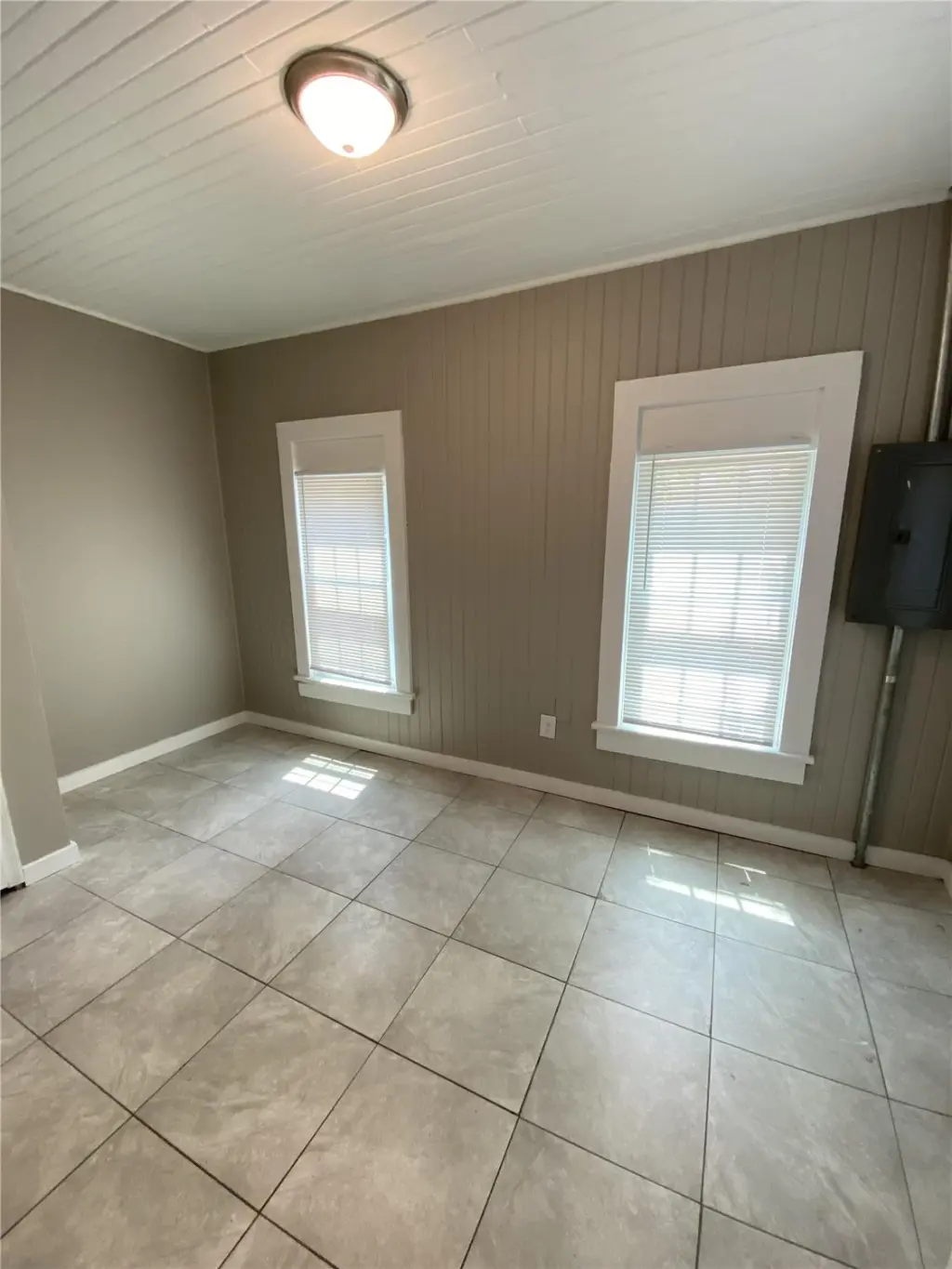 Propiedad en alquiler con 3 habitaciones y 1 baño en Savannah
