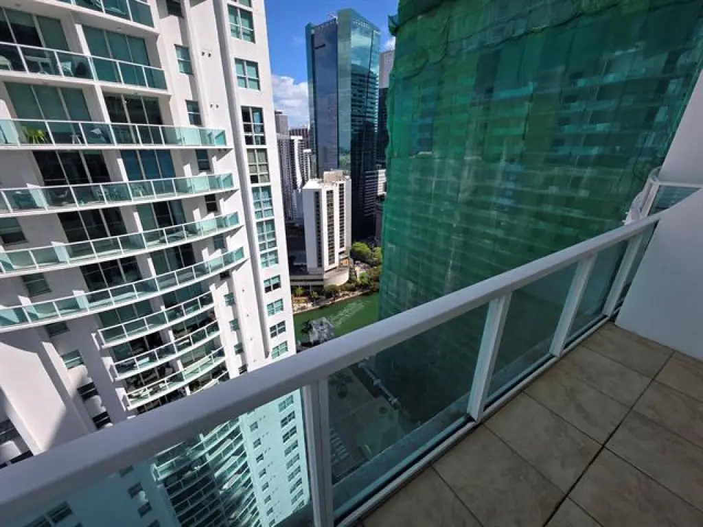 Propiedad en alquiler con 2 habitaciones y 2 baños en Miami