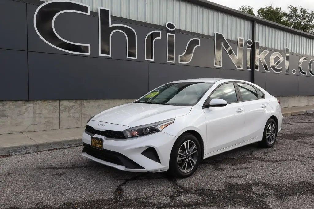 2023 Kia Forte LXS