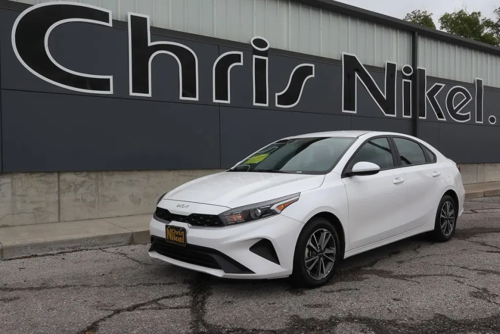 2023 Kia Forte LXS