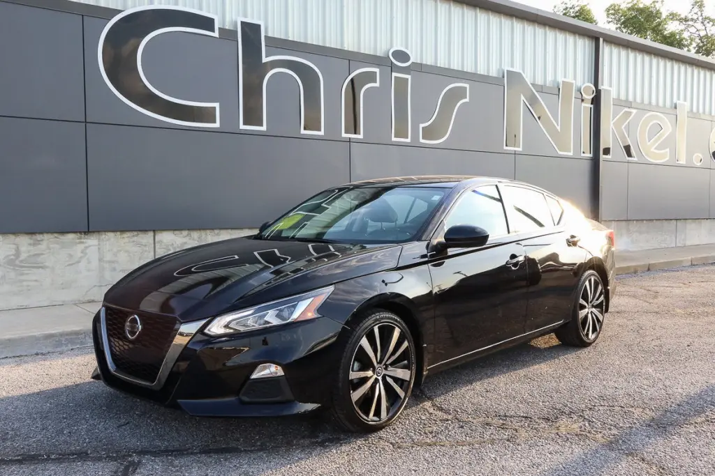 2022 Nissan Altima 2.5 SR