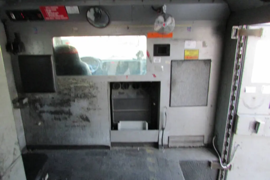 2008 Hino 268