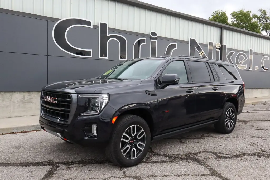 2024 GMC Yukon XL AT4