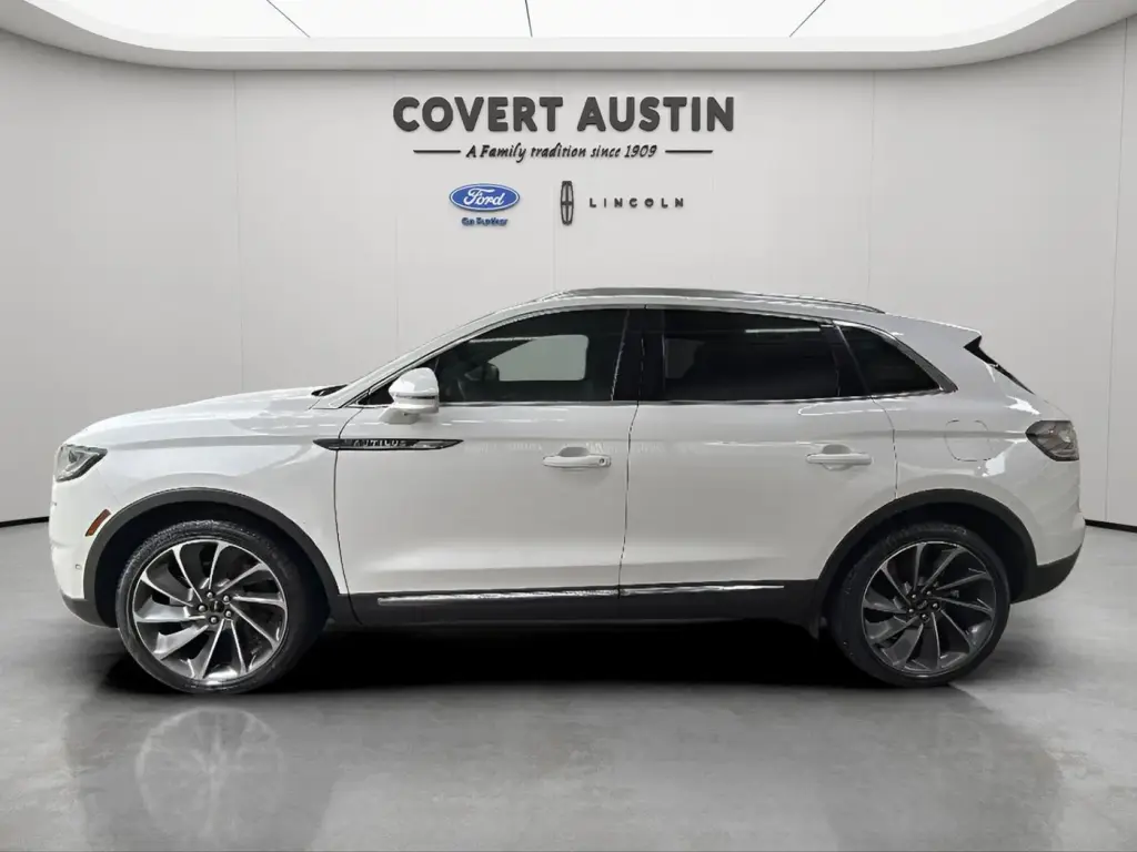 Lincoln Nautilus 2022 AWD Reserve 4dr SUV