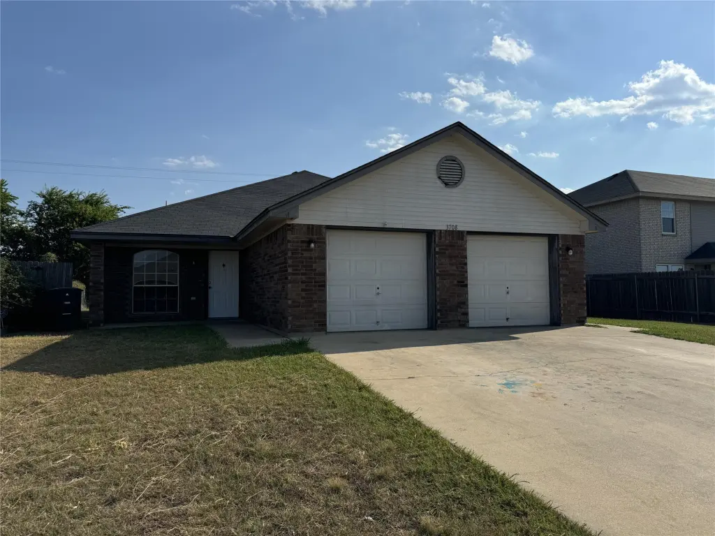 Propiedad en alquiler con 3 habitaciones y 2 baños en Killeen