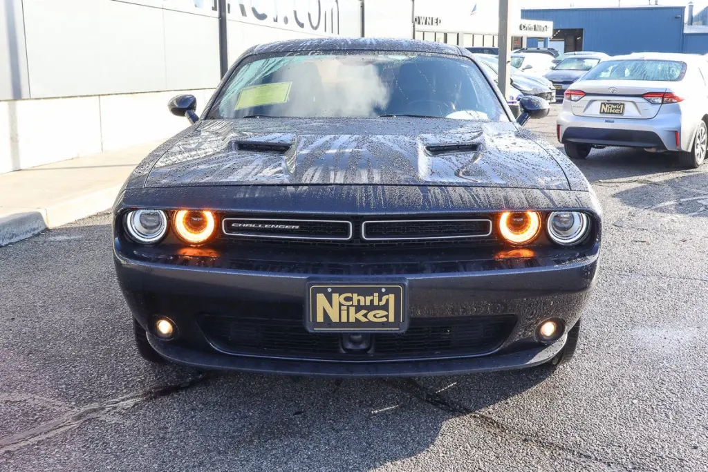 2018 Dodge Challenger SXT Plus