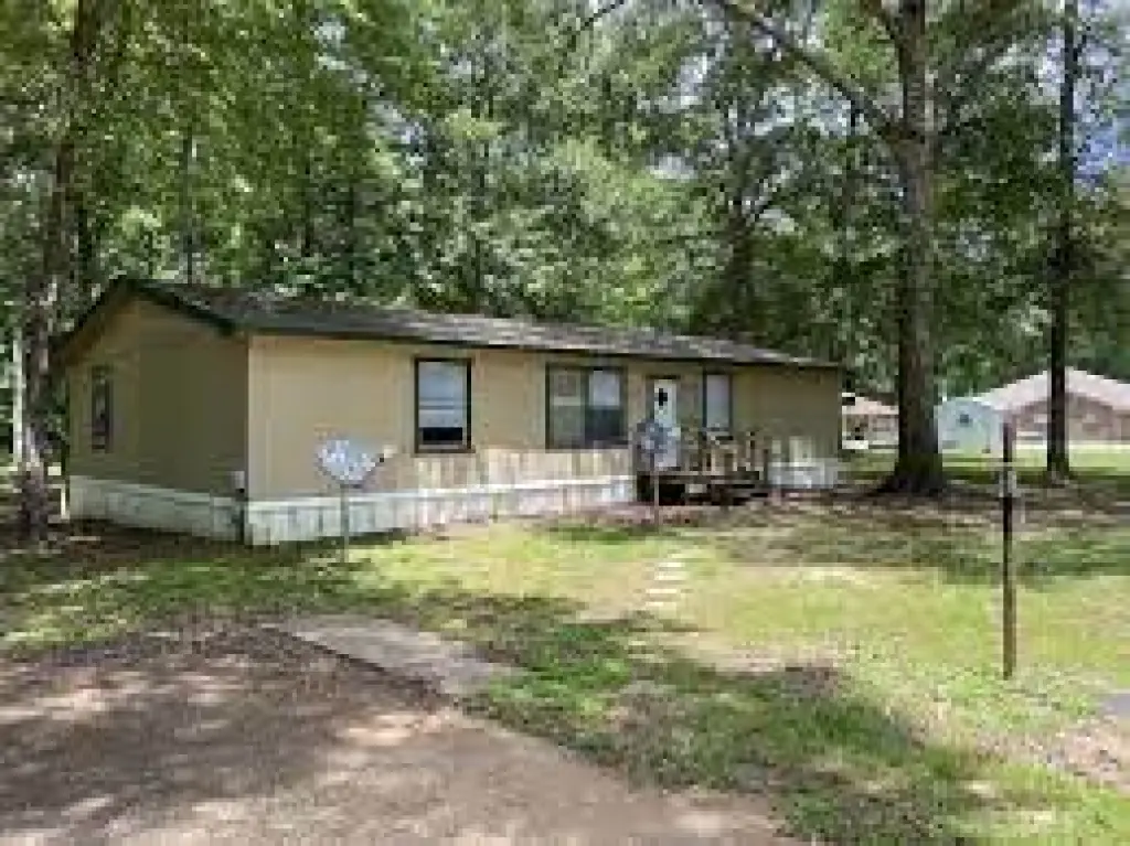 Propiedad en alquiler con 3 habitaciones y 2 baños en Elysian Fields