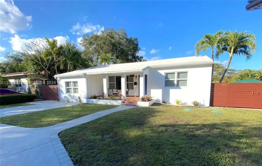 Propiedad en alquiler con 3 habitaciones y 1 baño en Biscayne Park