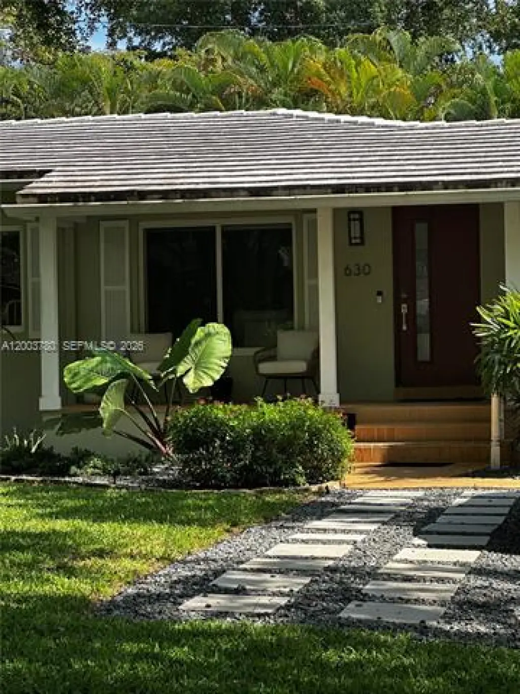 Propiedad en alquiler con 3 habitaciones y 2.5 baños en Coral Gables