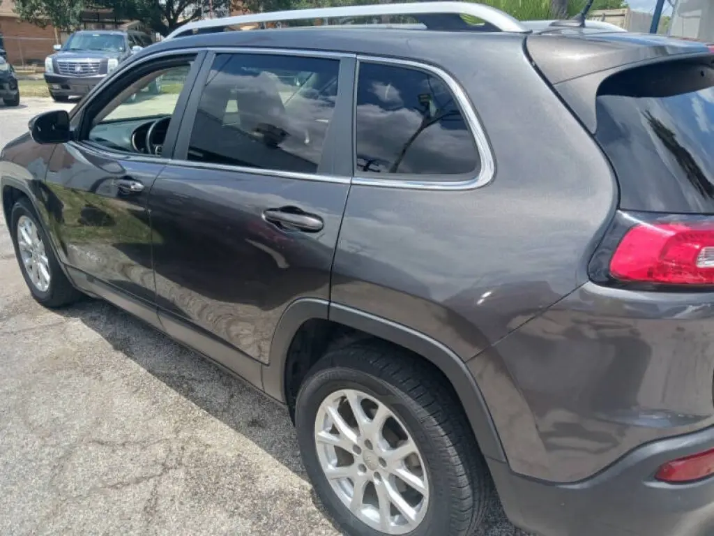 2015 Jeep Cherokee Altitude