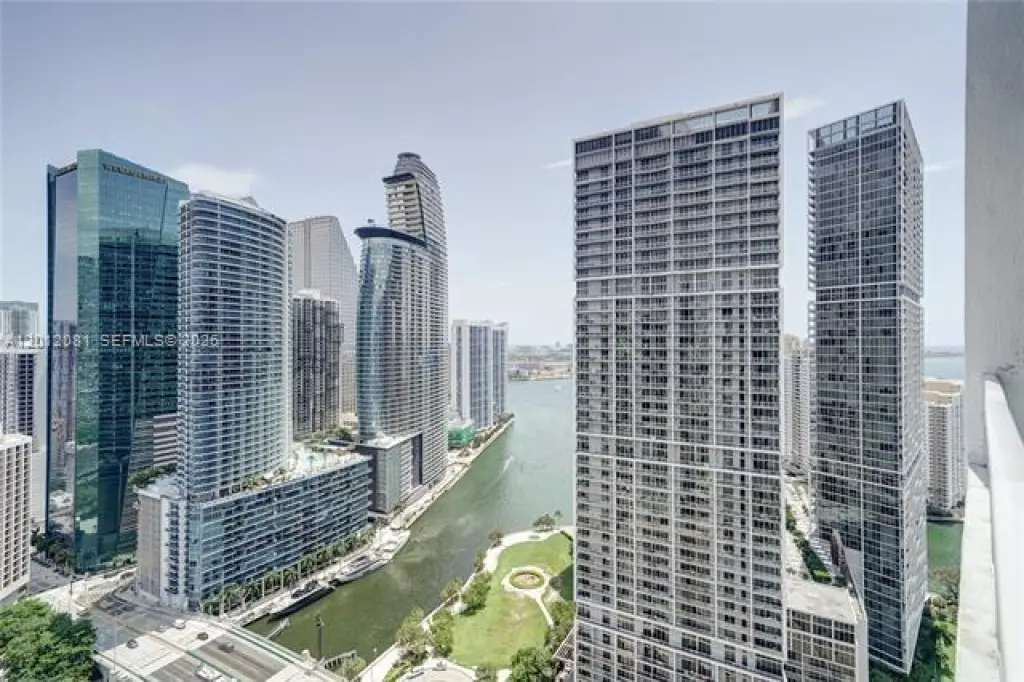 Propiedad en alquiler con 2 habitaciones y 2 baños en Miami