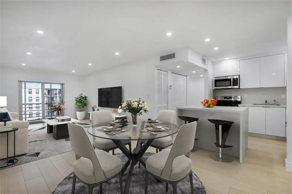 Propiedad en alquiler con 2 habitaciones y 2 baños en Hialeah