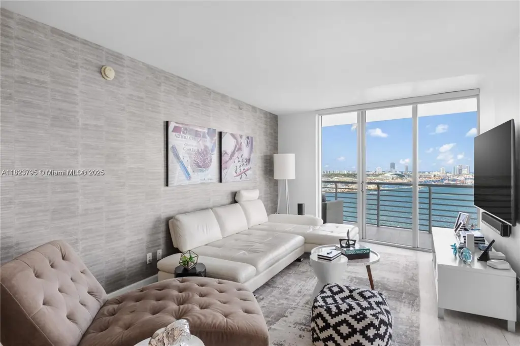 Propiedad en alquiler con 3 habitaciones y 2 baños en Miami