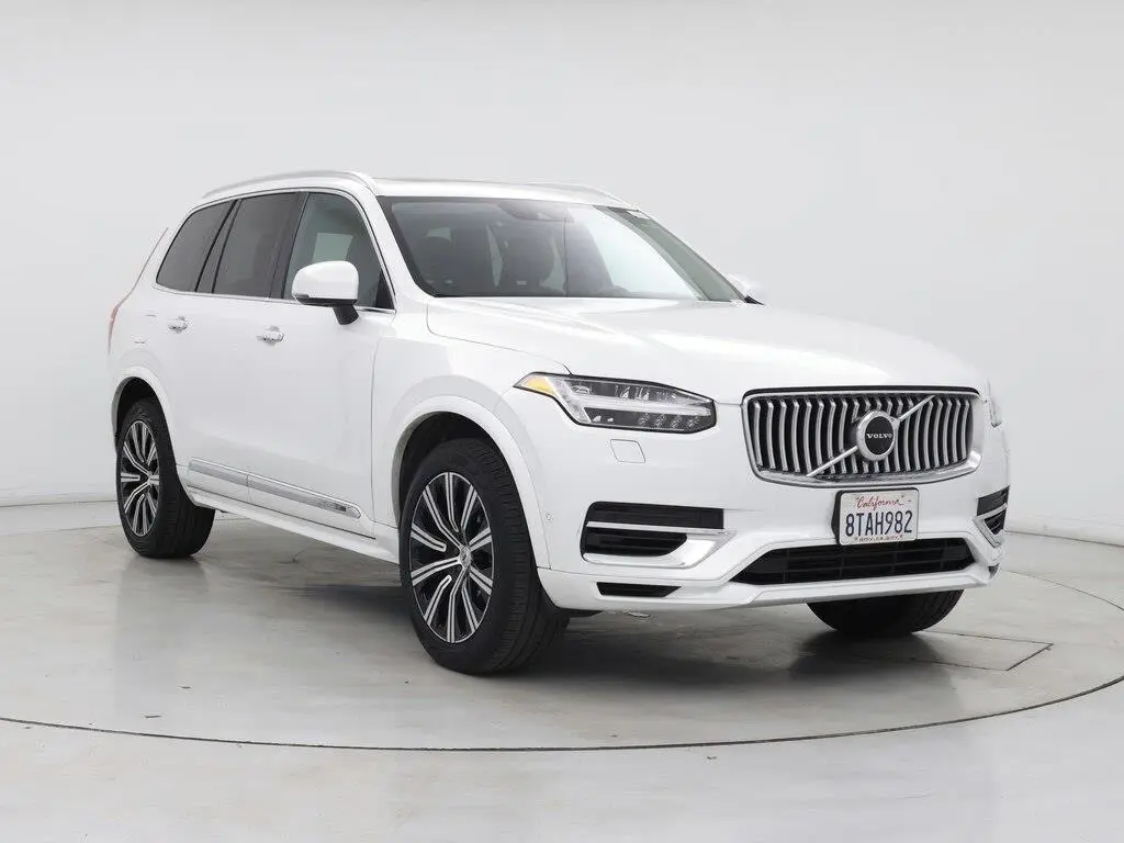 Volvo XC90 Recharge 2021 eAWD T8 Inscription SUV 4 puertas para 6 pasajeros