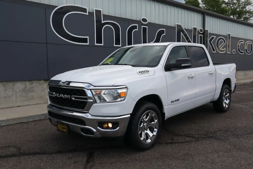 2022 RAM 1500 Big Horn 4x4 Crew Cab 5'7 Box