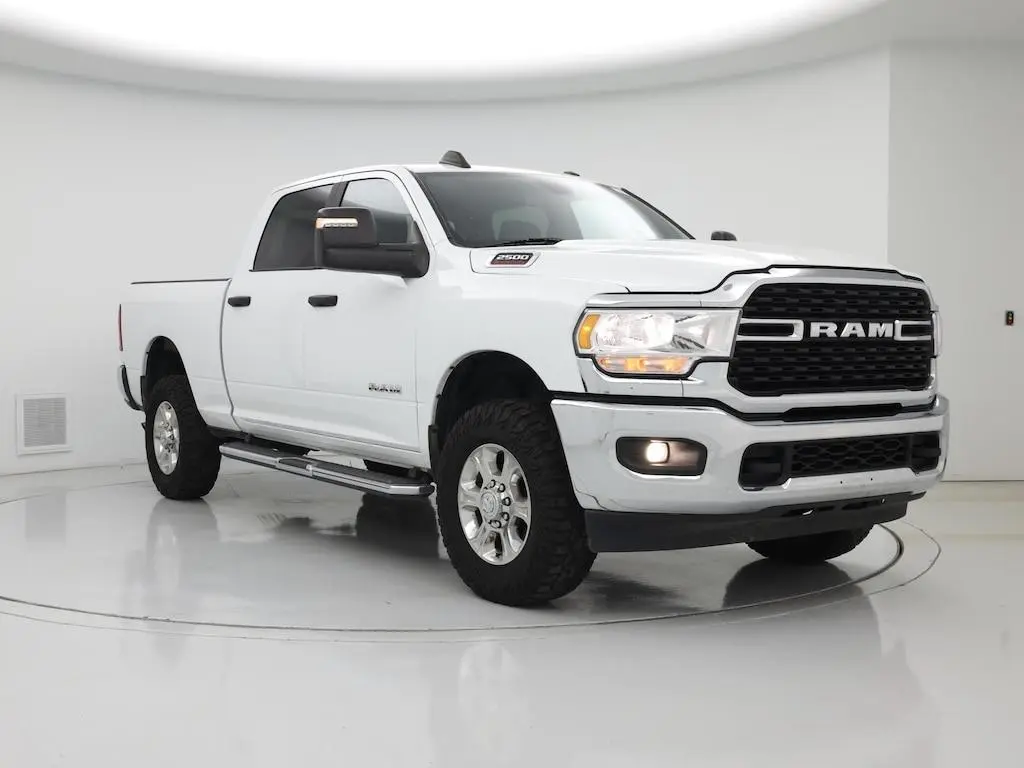 Ram 2500 2024 4x4 Big Horn 4 puertas Crew Cab 6.3 pies. SB Pickup