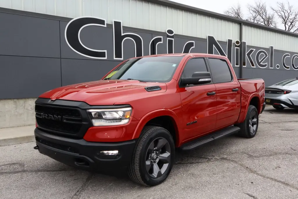 2022 RAM 1500 Big Horn 4x4 Crew Cab 5'7 Box