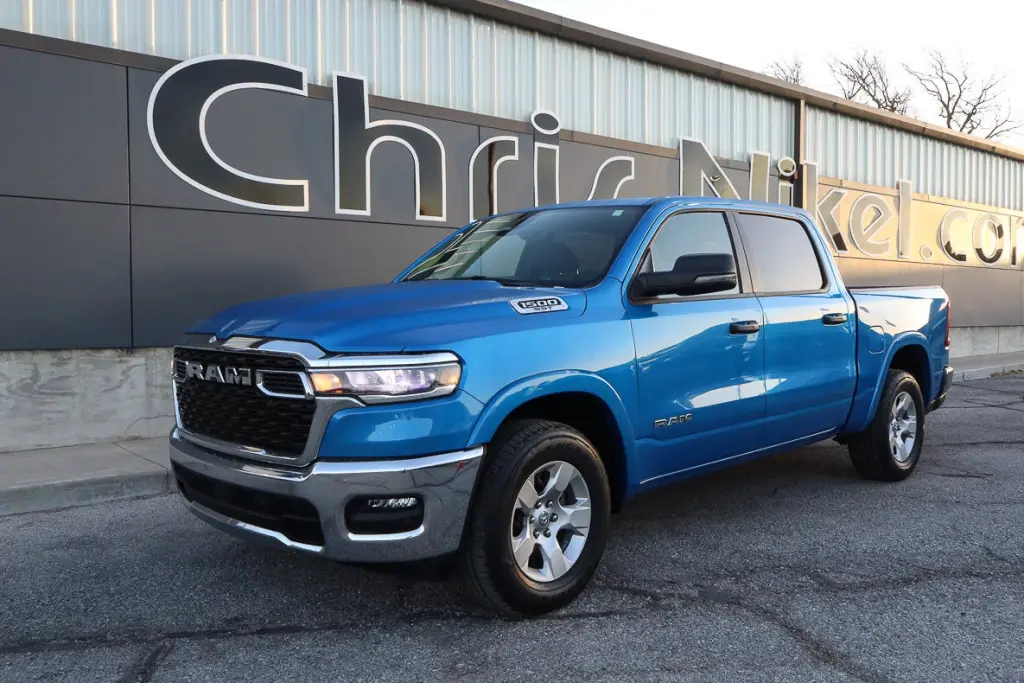2025 RAM 1500 Big Horn 4x4 Crew Cab 5'7 Box