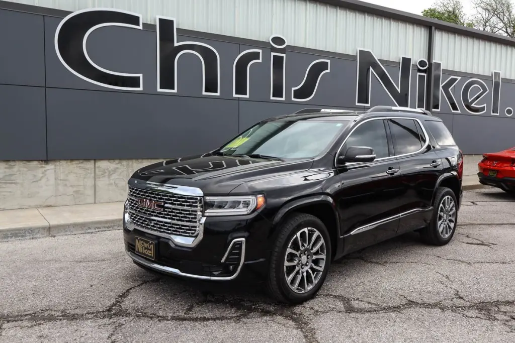 2023 GMC Acadia AWD 4dr Denali