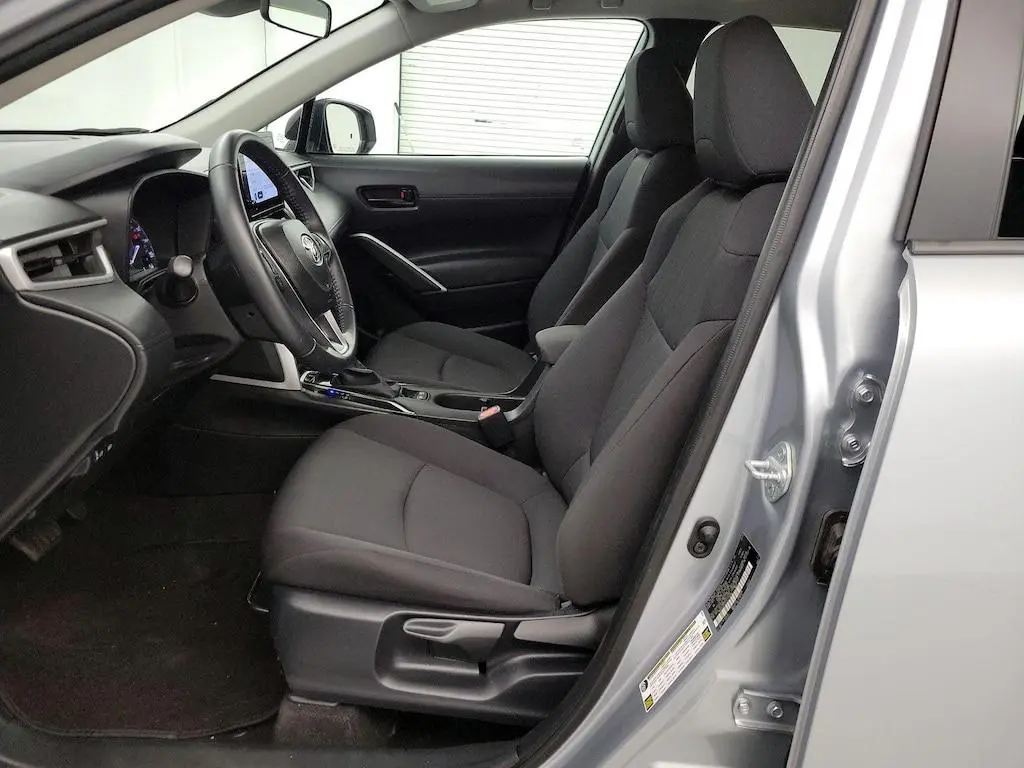 Toyota Corolla Cross 2025 LE 4dr Crossover