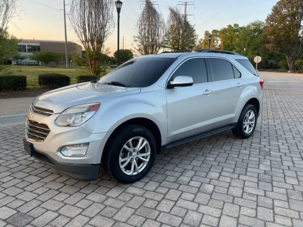 2017 Chevrolet Equinox LT