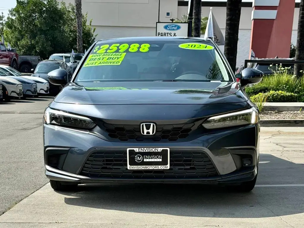 Honda Civic 2024 LX 4dr Hatchback