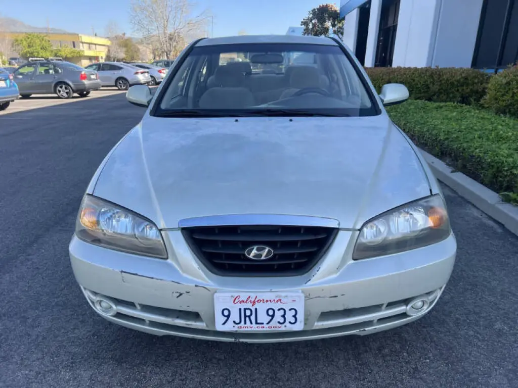 2004 Hyundai Elantra GLS