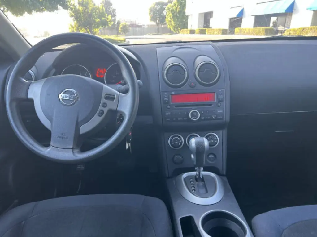 2010 Nissan Rogue S