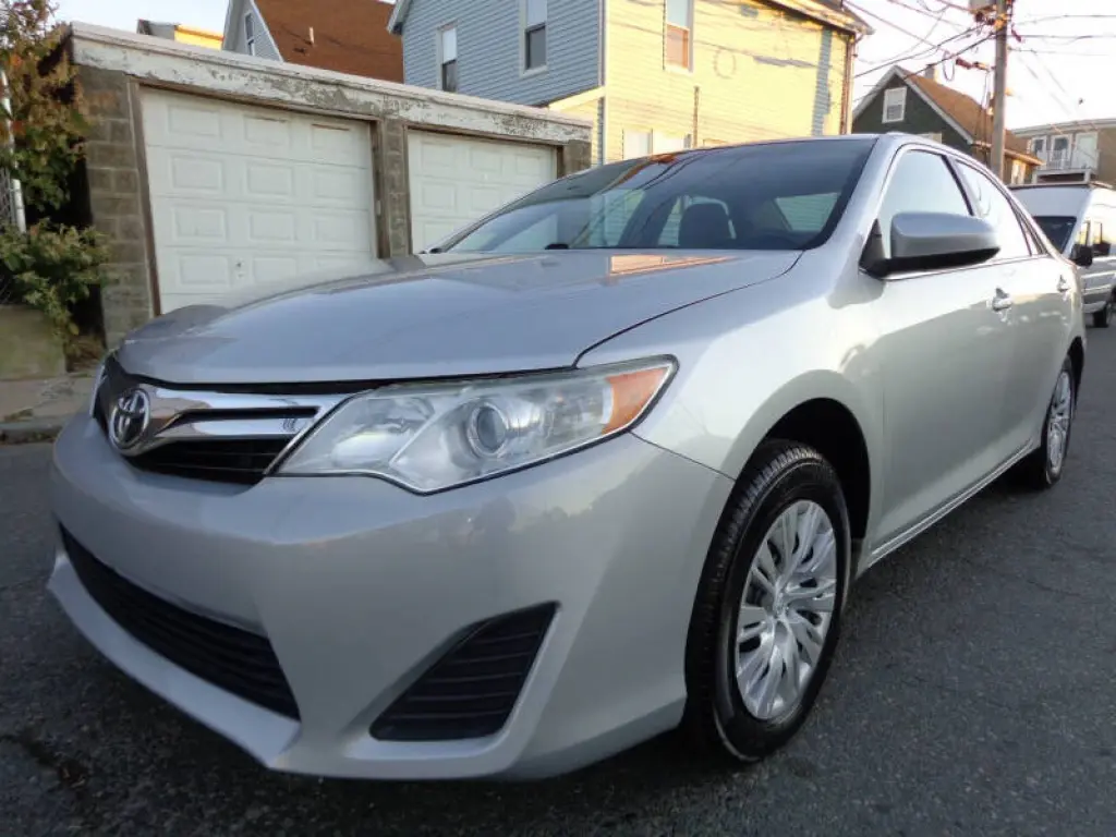 2014 Toyota Camry LE