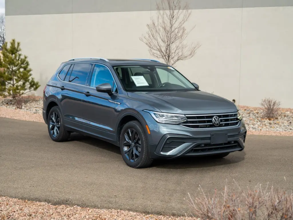 2023 Volkswagen Tiguan SE