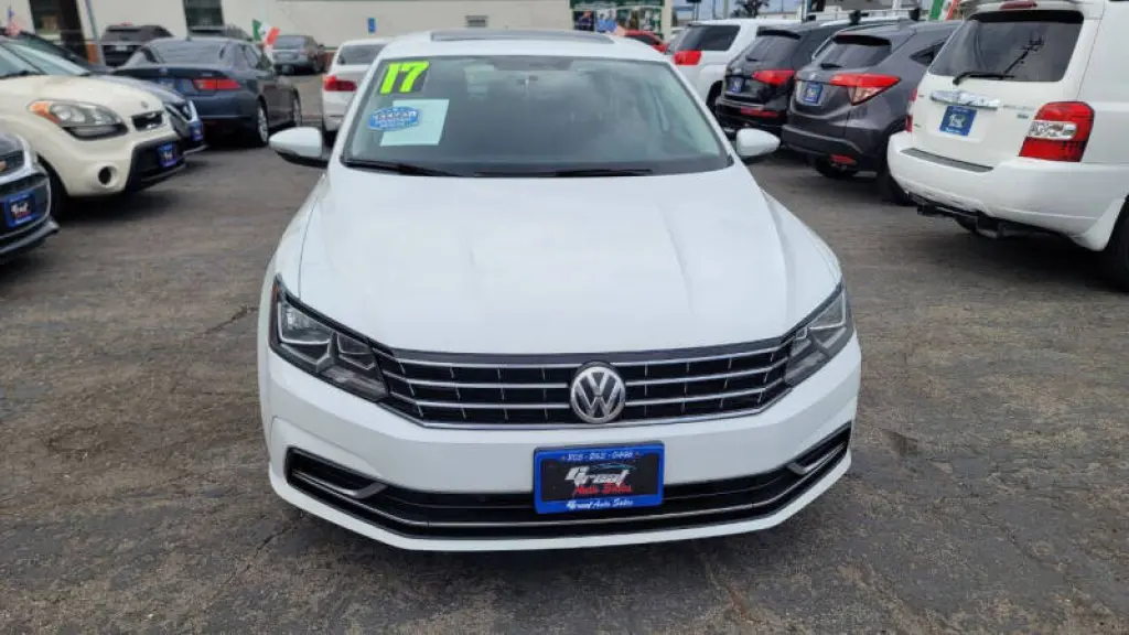 2017 Volkswagen Passat 1.8T SE