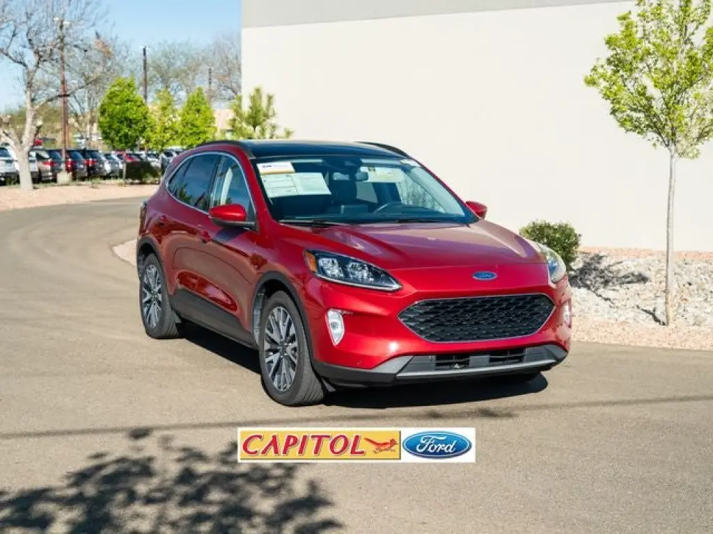 2020 Ford Escape Hybrid Titanium