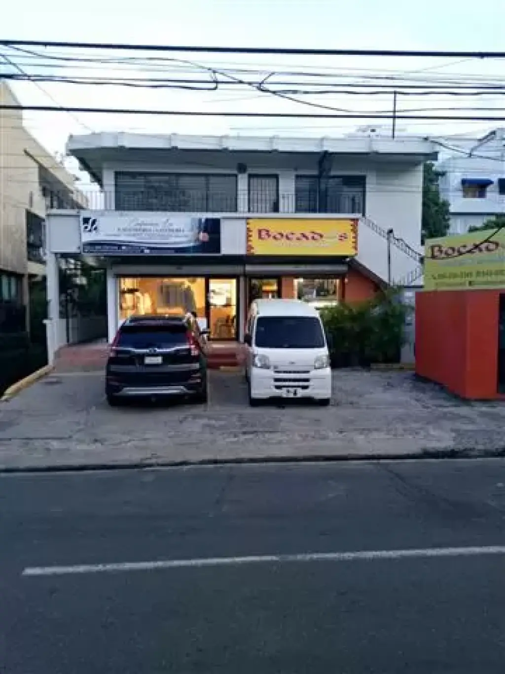 Edificio comercial residencial