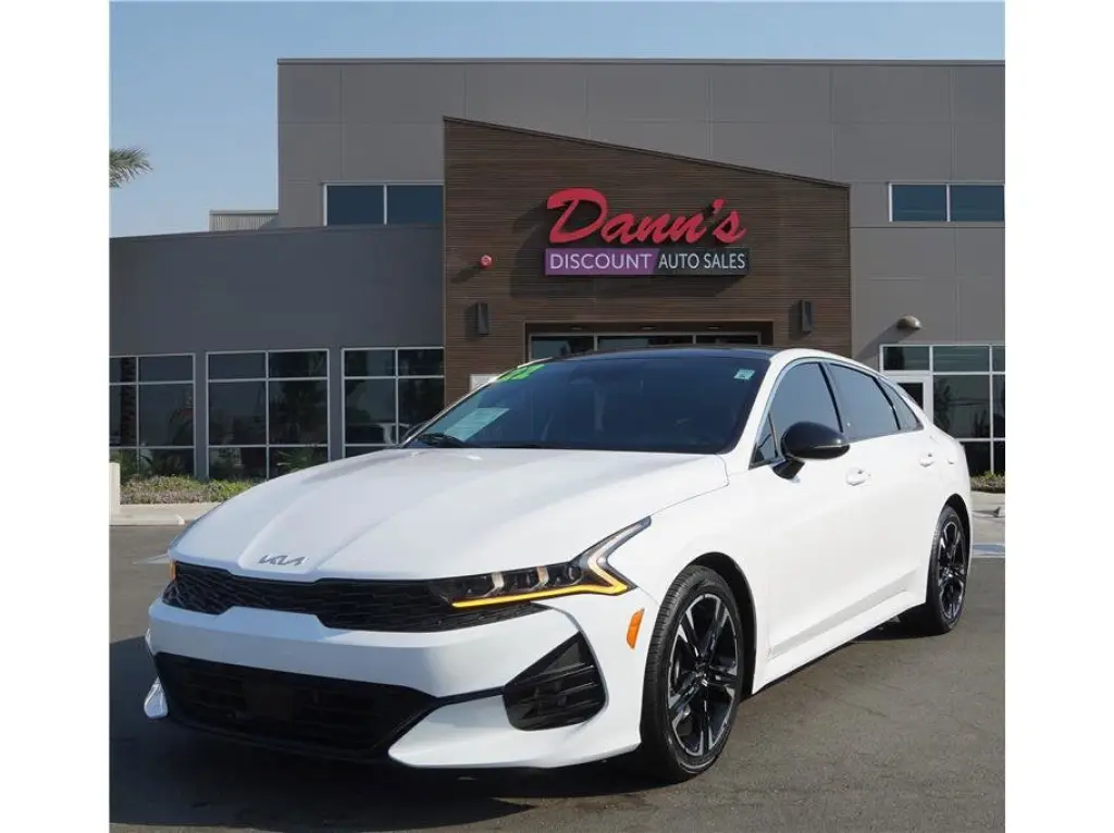 2022 Kia K5 GT-Line