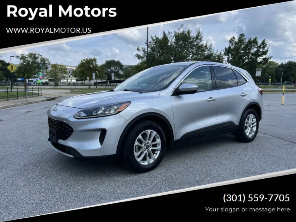 2020 Ford Escape SE