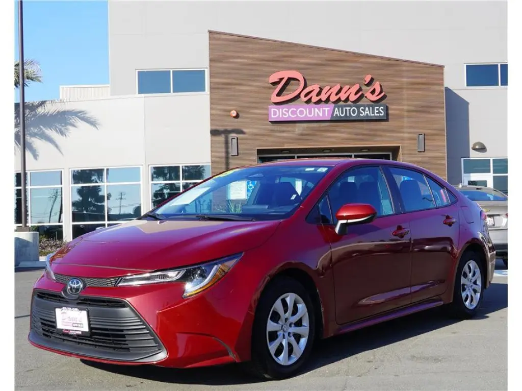 2025 Toyota Corolla LE