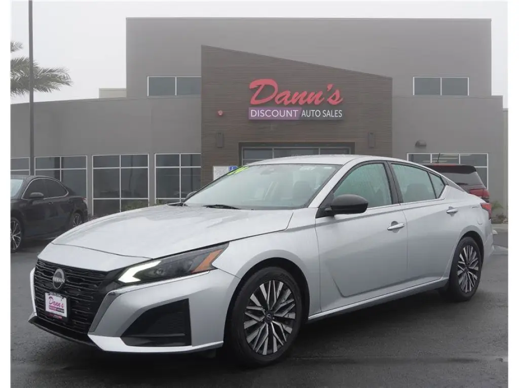 2024 Nissan Altima 2.5 SV