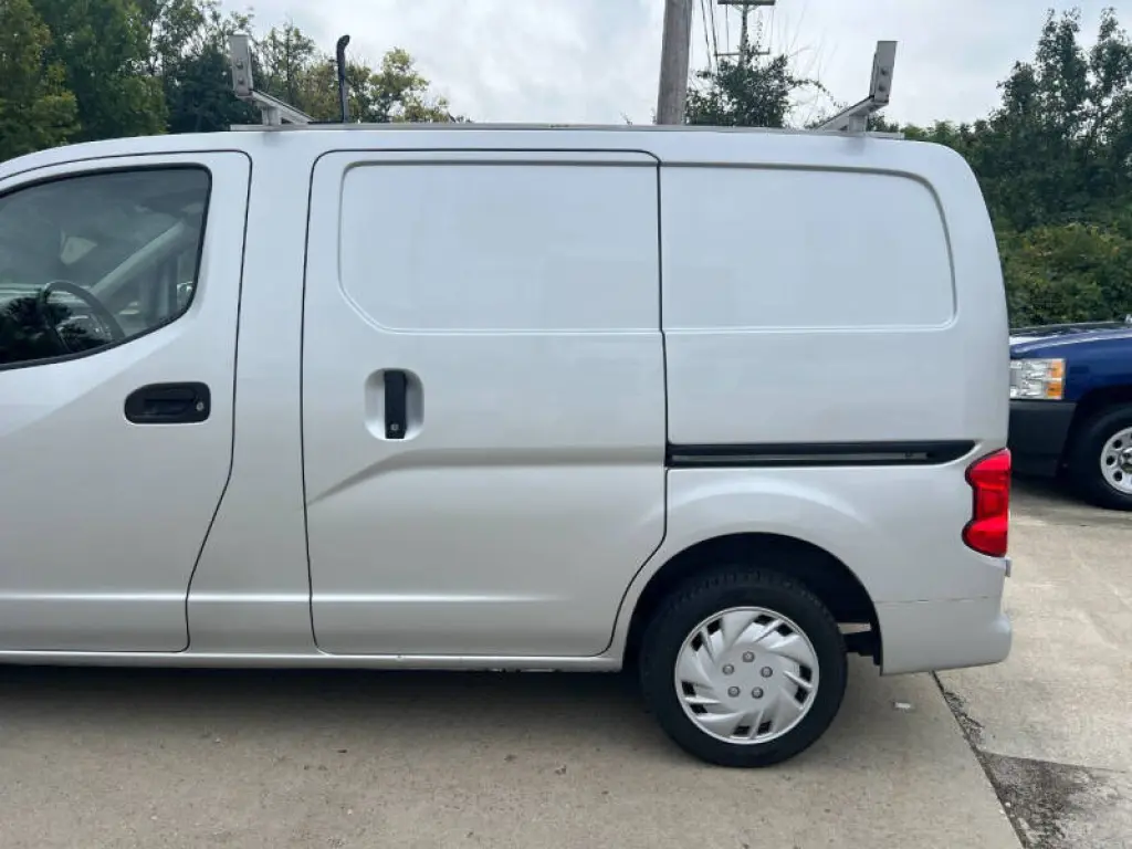 2018 Nissan NV200 SV