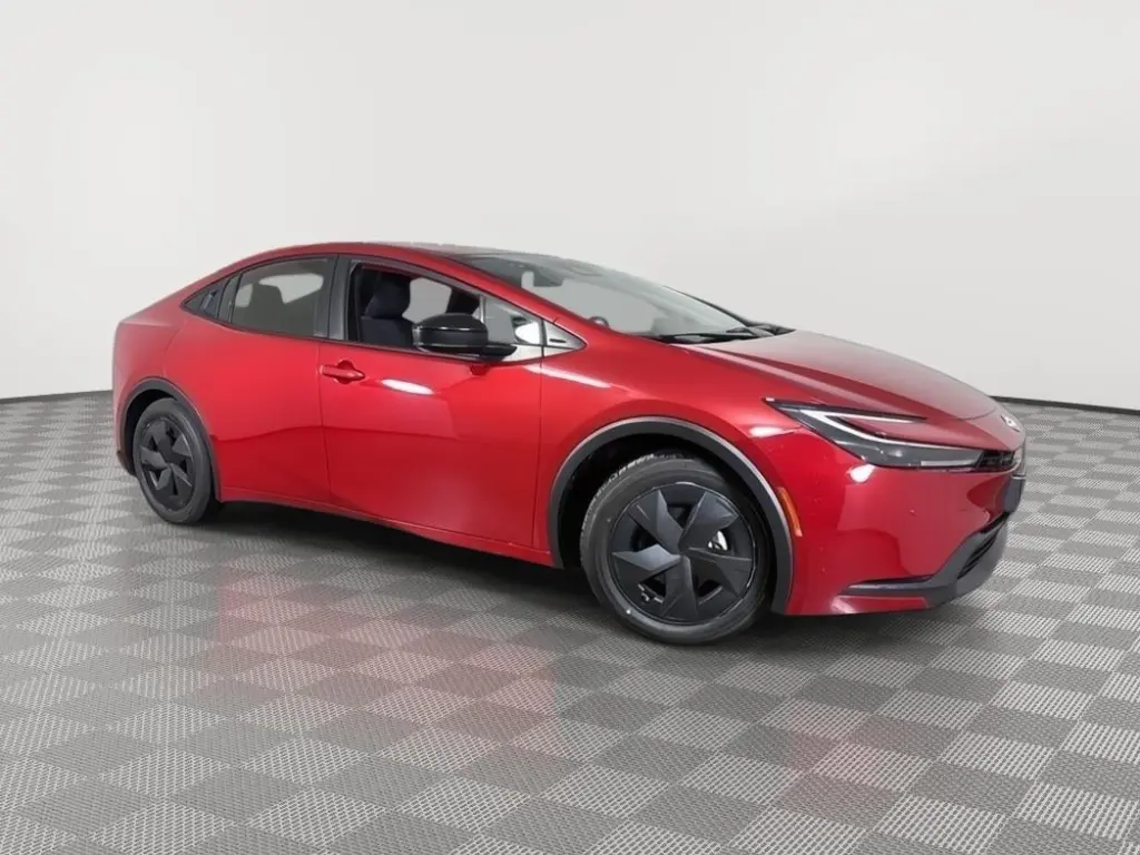 2023 Toyota Prius LE