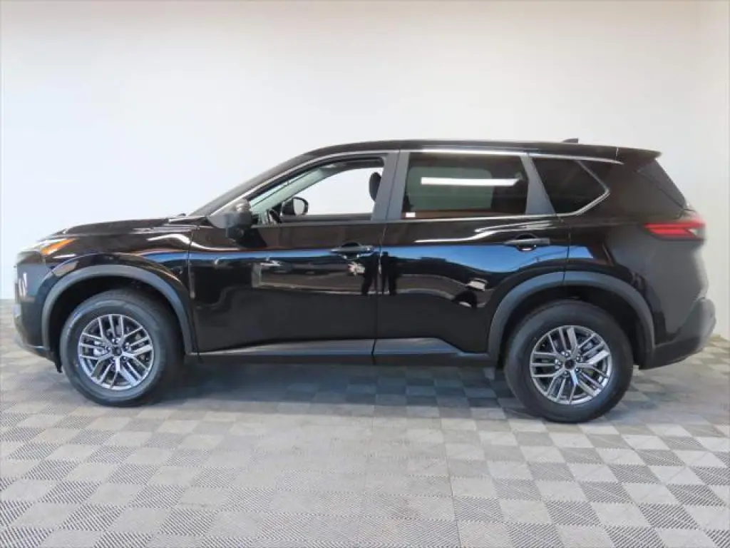 Nissan Rogue 2023 AWD S 4dr Crossover