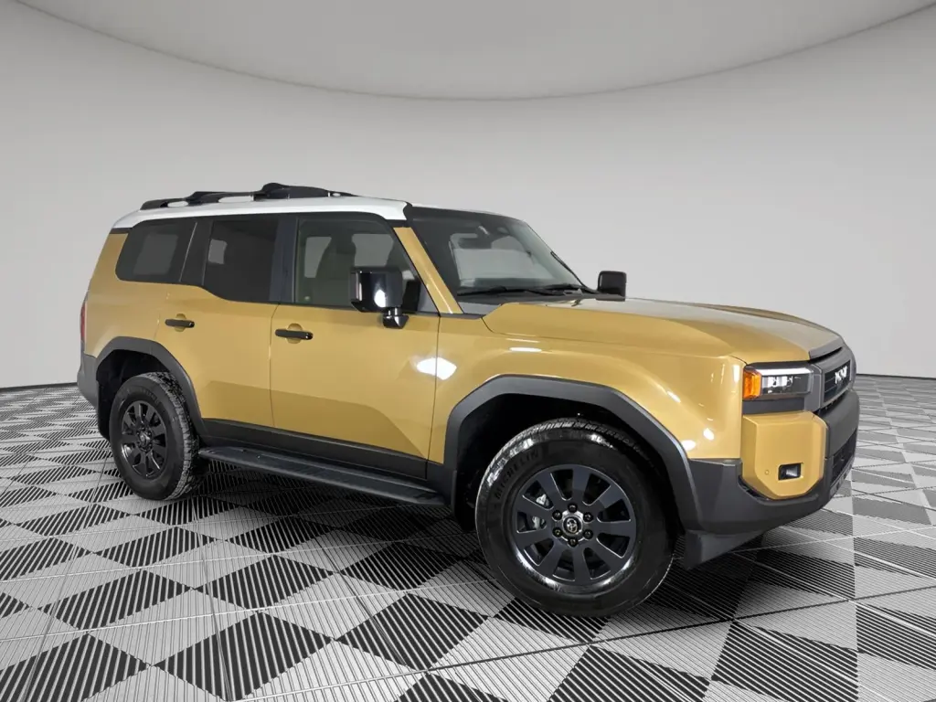 Gold Certified2025 Toyota Land Cruiser